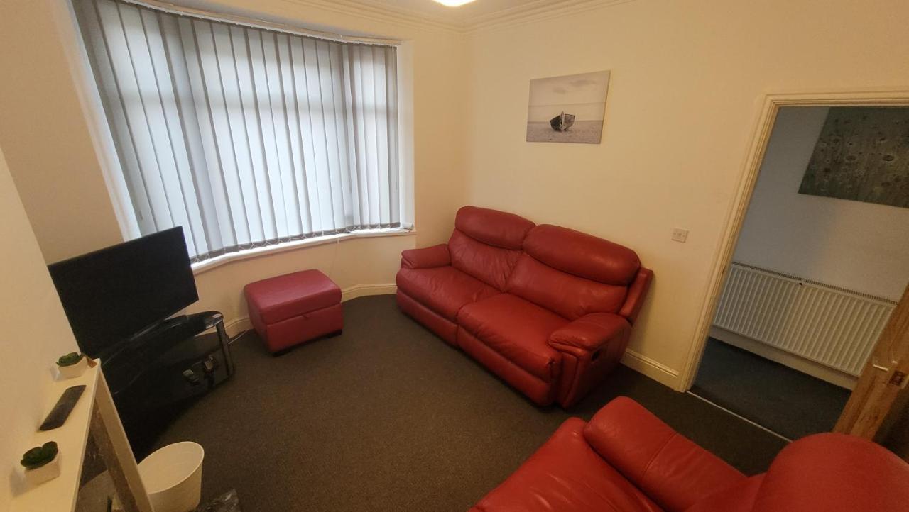 The Lawrence, 2 Bedroom Victorian House Redcar Extérieur photo