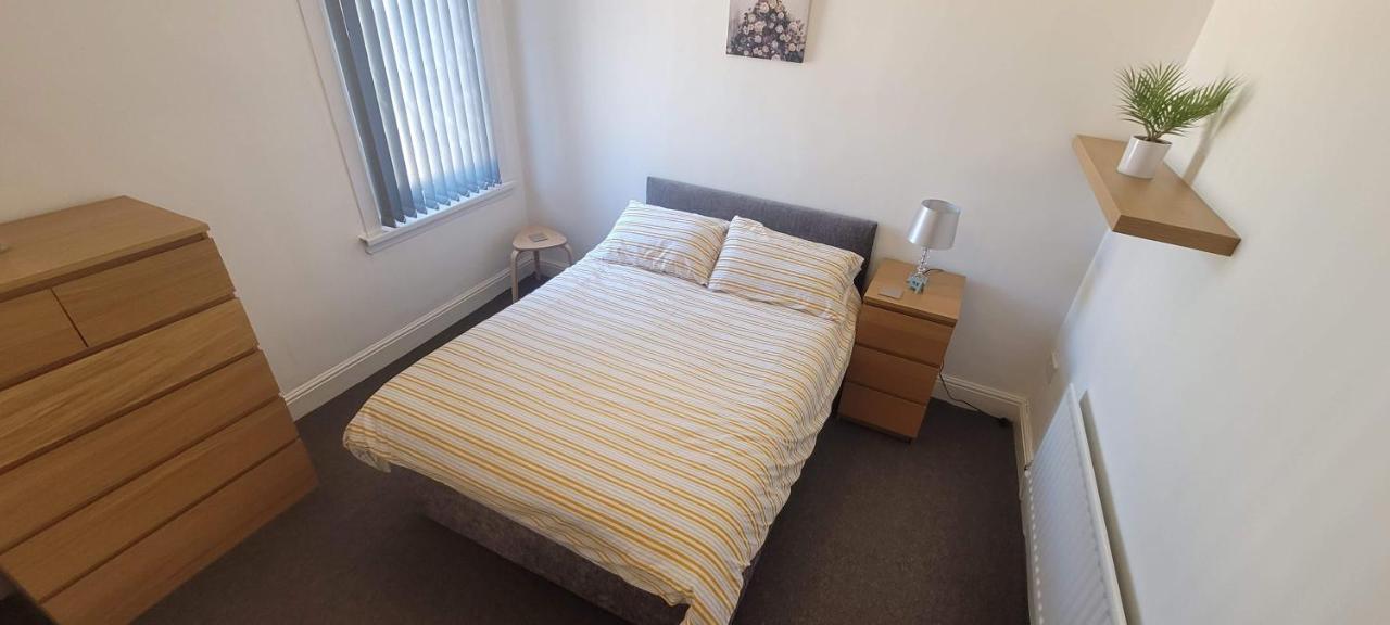 The Lawrence, 2 Bedroom Victorian House Redcar Extérieur photo